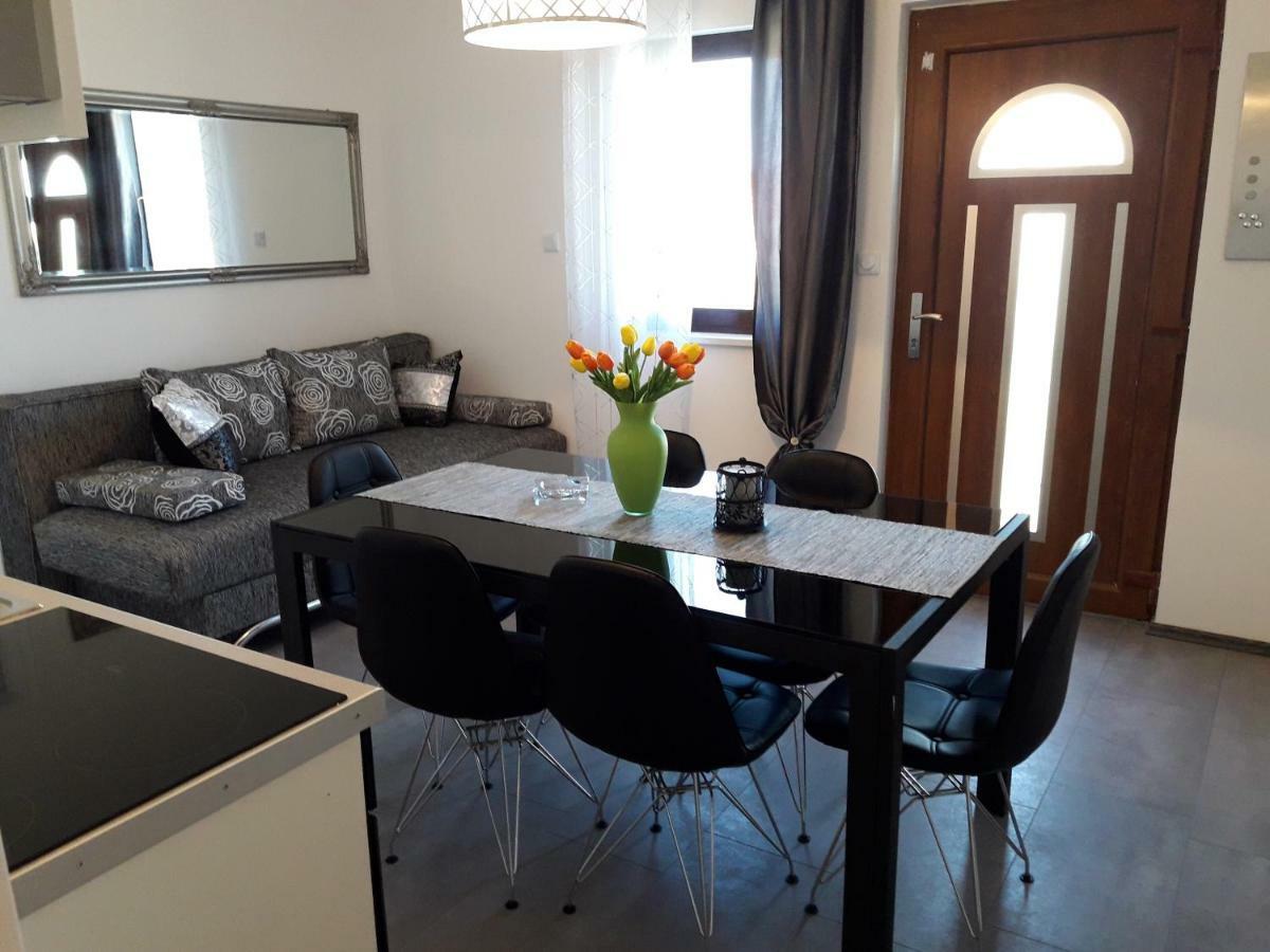 Apartmani Tajana Сукошан Экстерьер фото