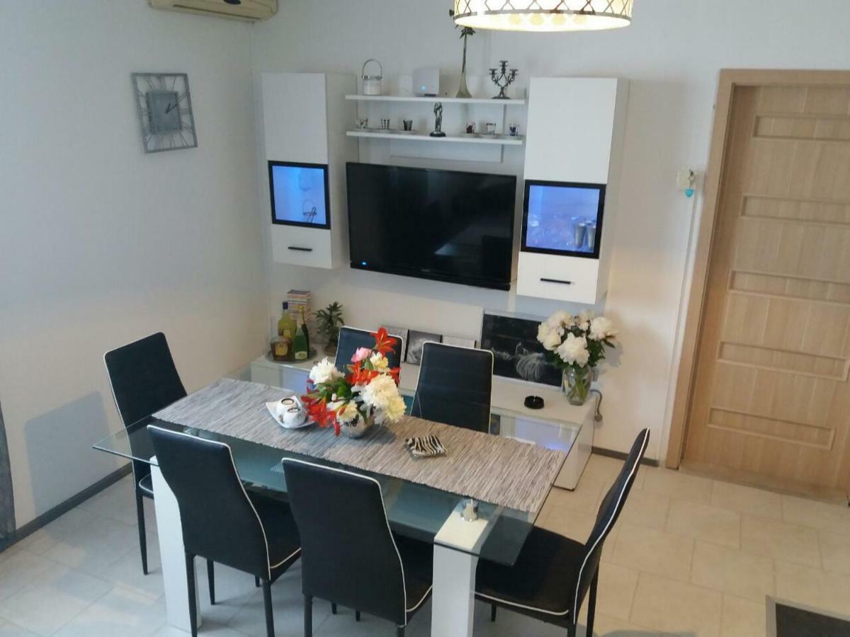 Apartmani Tajana Сукошан Экстерьер фото