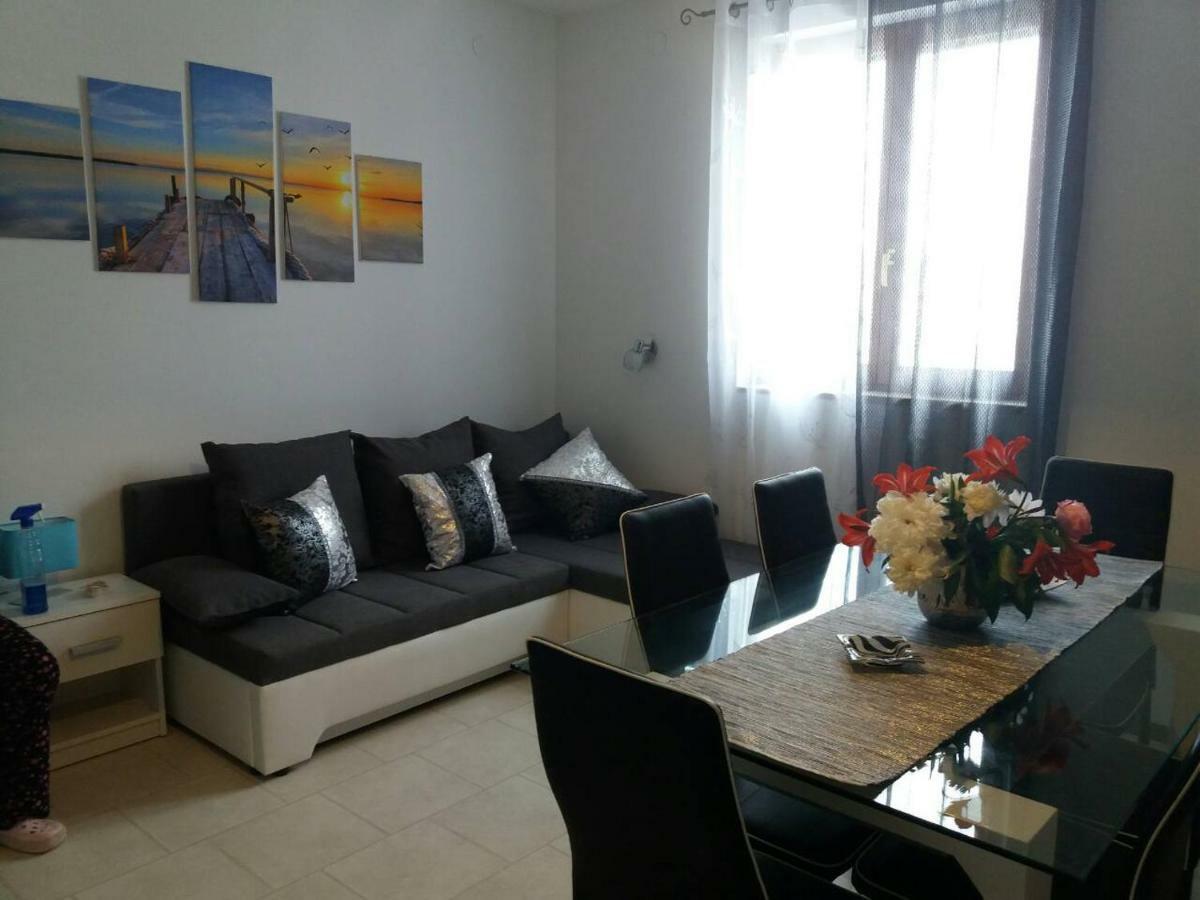 Apartmani Tajana Сукошан Экстерьер фото